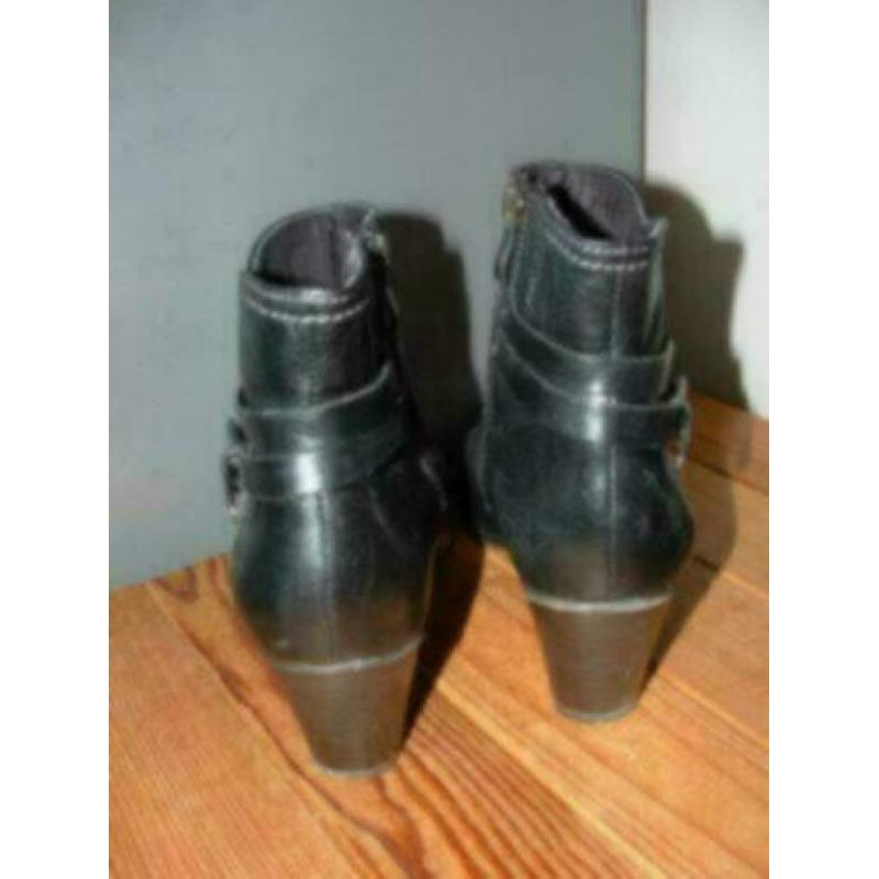 Laura di Sharpi ANKLE BOOTS enkellaarsjes maat 37