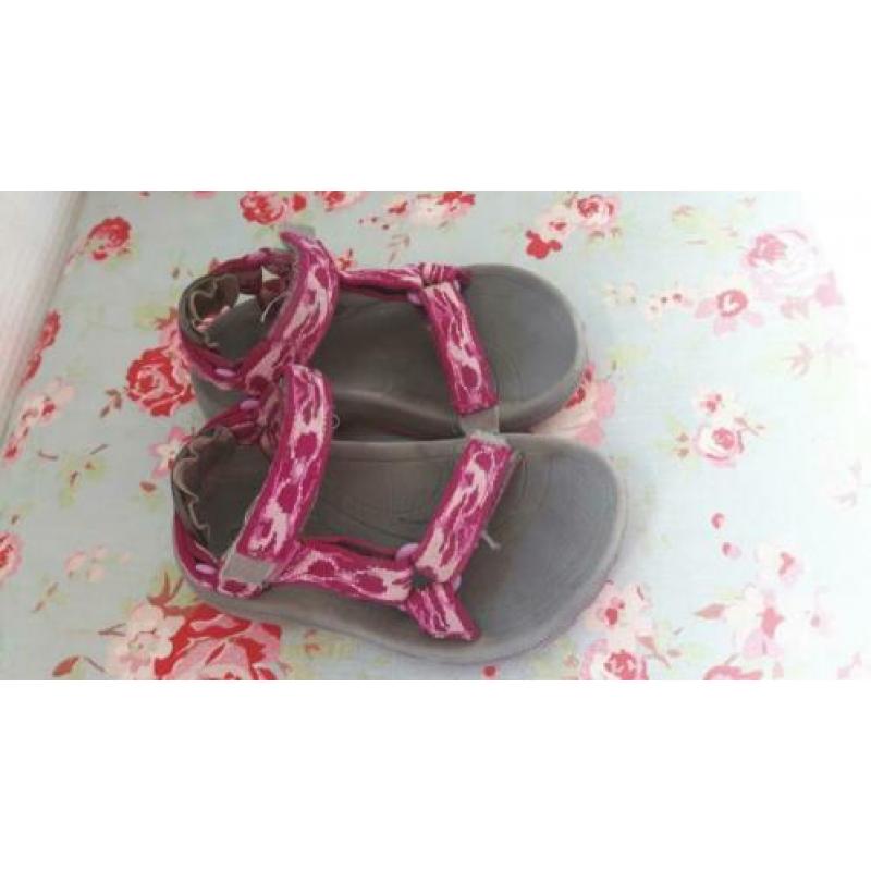 Teva meisjes sandalen maat 24-25