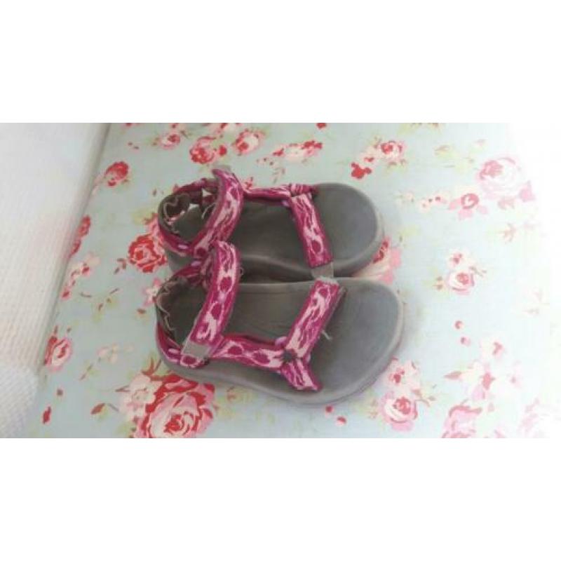 Teva meisjes sandalen maat 24-25