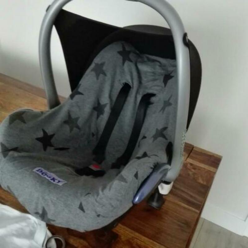 Maxi cosi autostoel met accesoires
