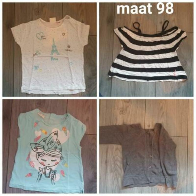 Kinderkleding maar 98. Ook los te koop