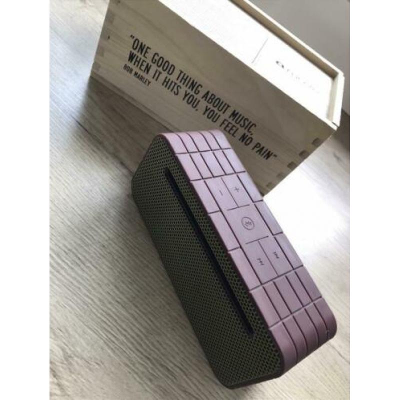 Kreafunk Amove Bluetooth speaker. Zgan.