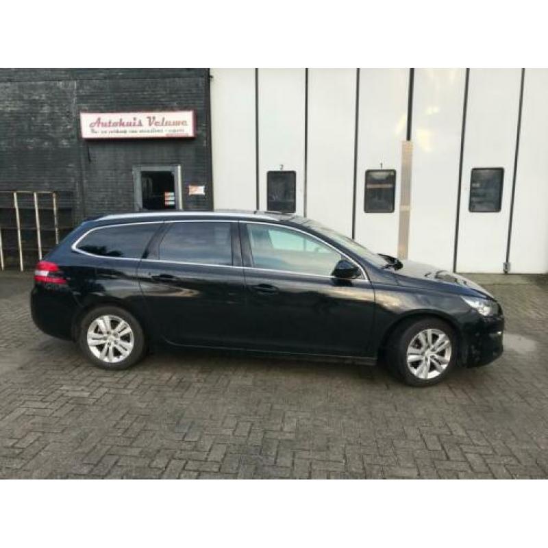 Peugeot 308 SW Blue Executive 1.6 BlueHDi panorama