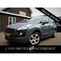 Peugeot 3008 2.0 HDiF Executive/Navi/Pano/Clima/Pdc/130Dkm!