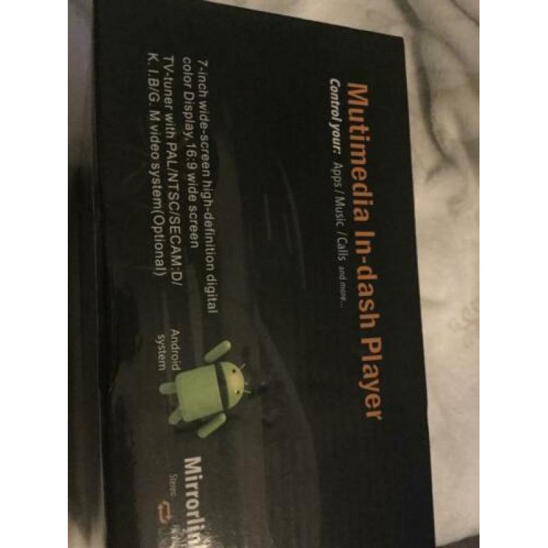 Multimedia dash-in player