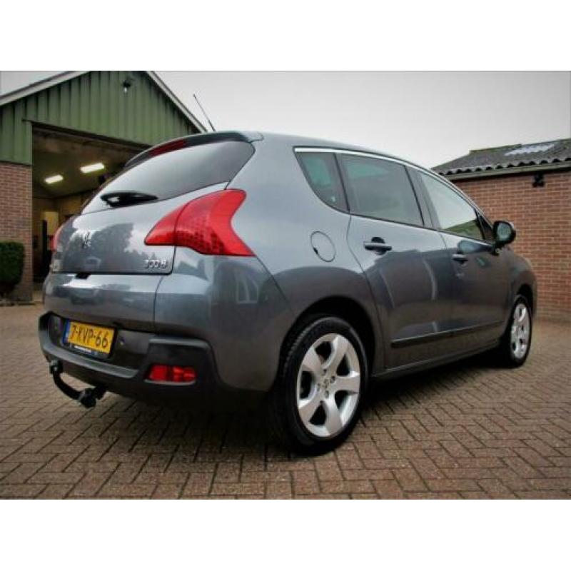 Peugeot 3008 2.0 HDiF Executive/Navi/Pano/Clima/Pdc/130Dkm!