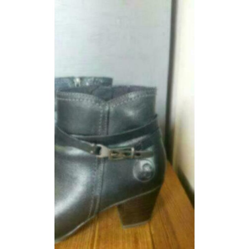 Laura di Sharpi ANKLE BOOTS enkellaarsjes maat 37