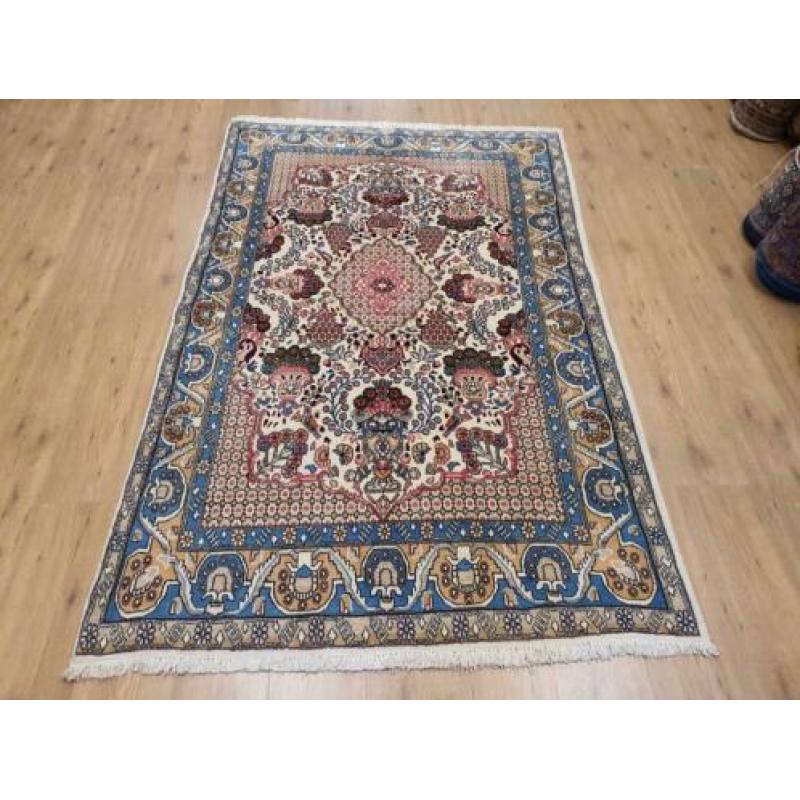 Vintage handgeknoopt perzisch tapijt Ghom met zijde 208x133