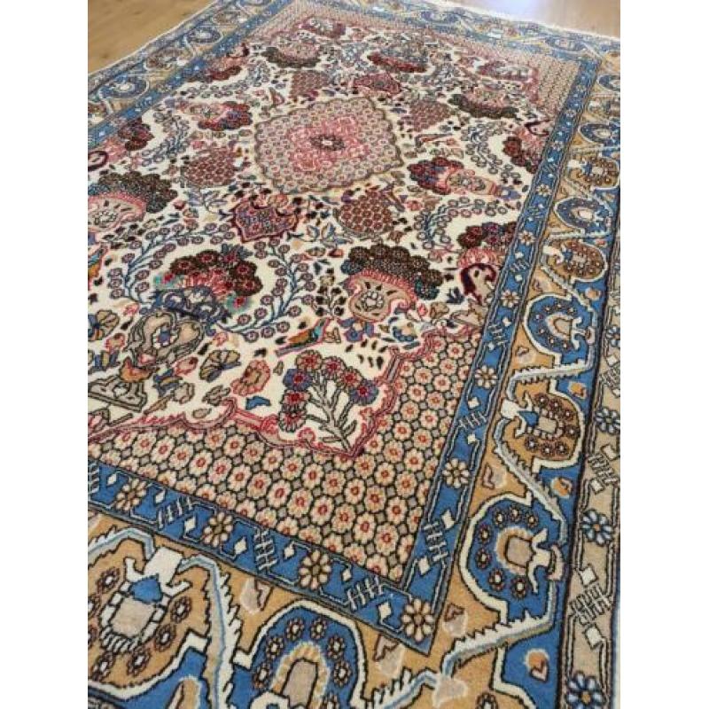 Vintage handgeknoopt perzisch tapijt Ghom met zijde 208x133