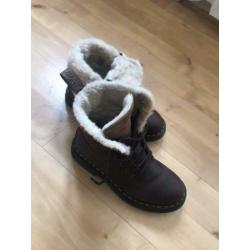 Dr Martens, 39 bruin