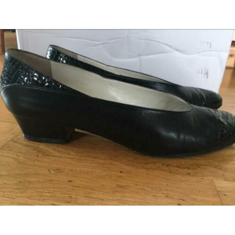 Vintage zwarte leren pumps Alexandria maat 8,5 lage hak