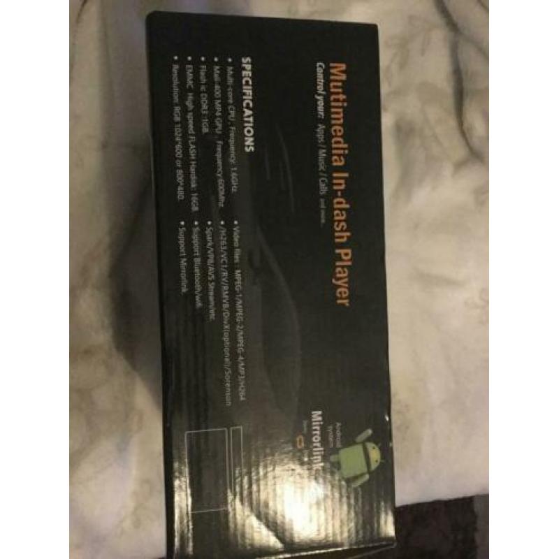 Multimedia dash-in player