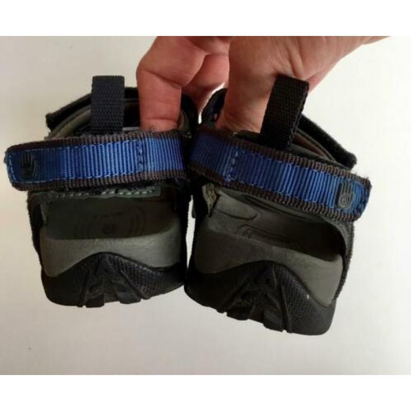 Teva kindersandalen blauw, prima conditie- Maat: 25