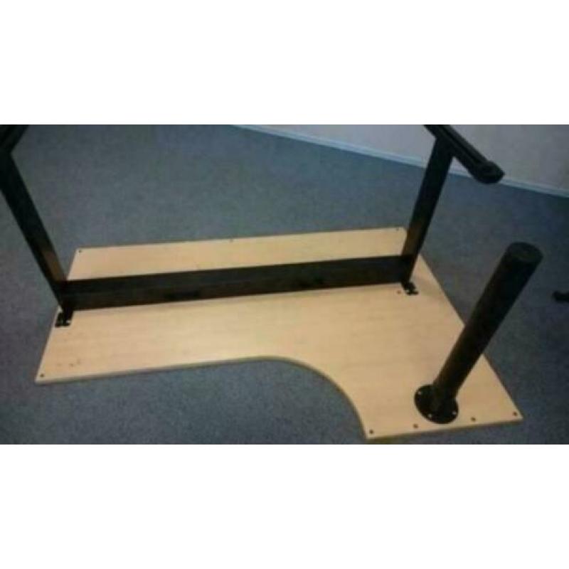 Zeer nette Markant hoekbureau 's hoekburo 's 180x120 cm ihv