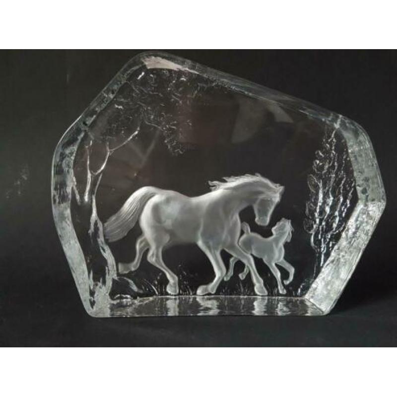 Zware en grote Goebel 1981 paarden sculptuur van glas - gesi