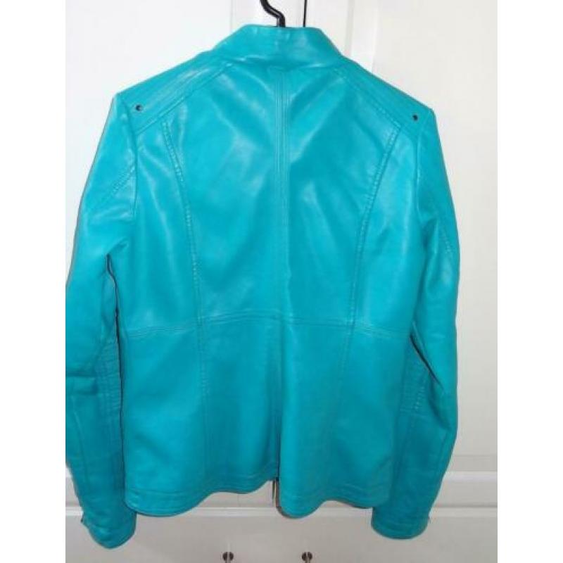 Lederlook aquablauw kleurig jasje maat 38 kort model .....