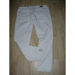 ESPRIT witte spijkerbroek mt 42