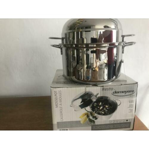 mosselpan van Demeyere RVS 20 cm/ 3,0 L
