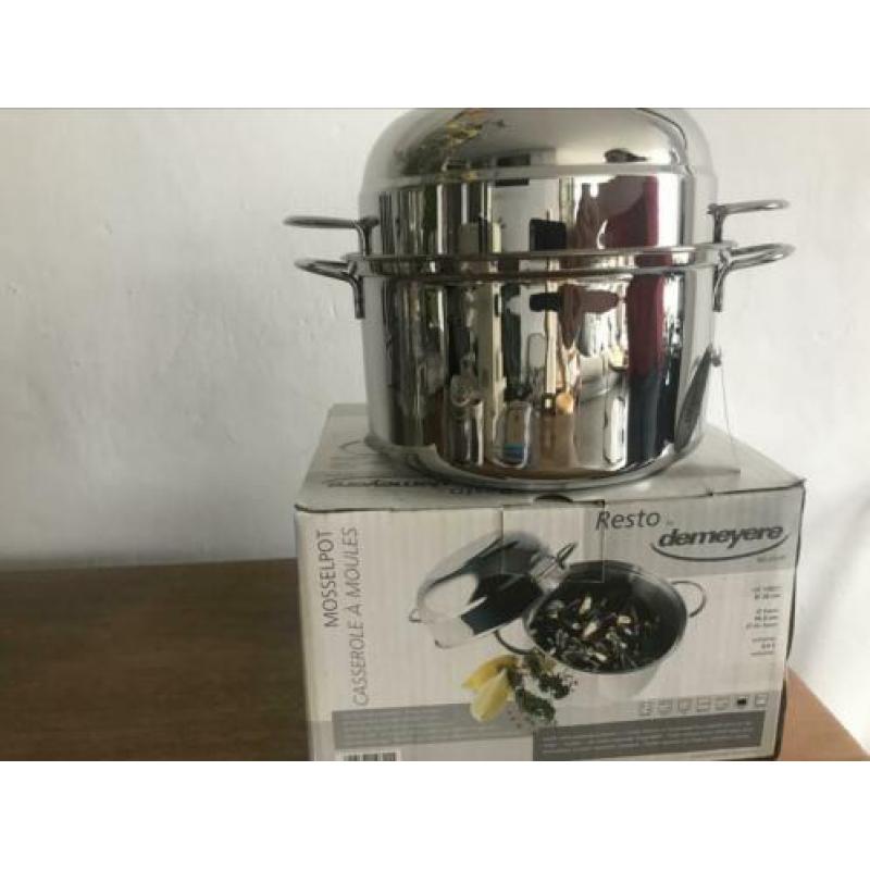 mosselpan van Demeyere RVS 20 cm/ 3,0 L