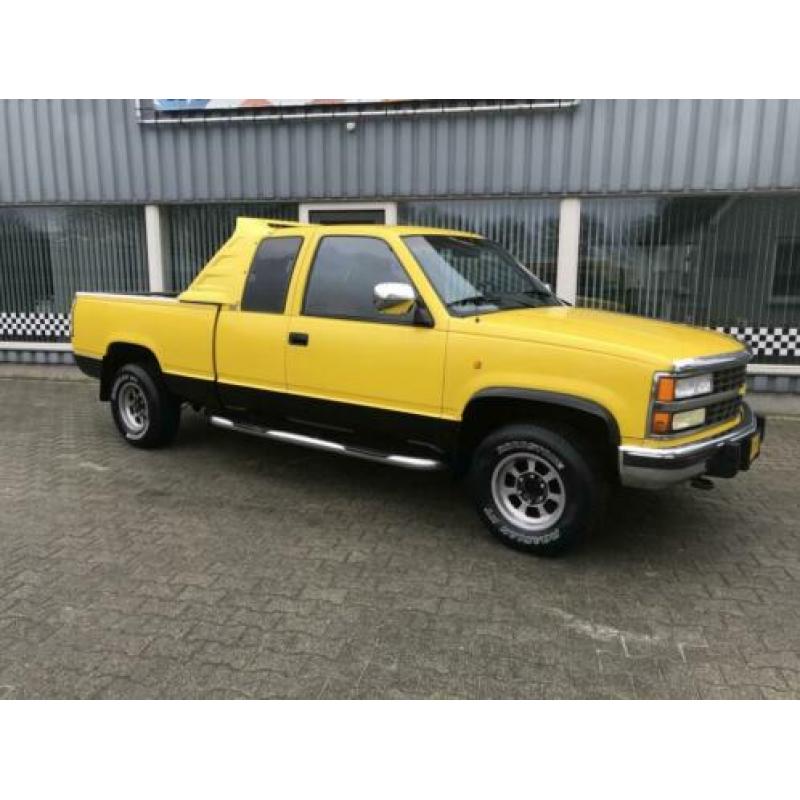 Chevrolet EXTENDED CAB PICK UP K1500 4X4 LPG V8 GMC