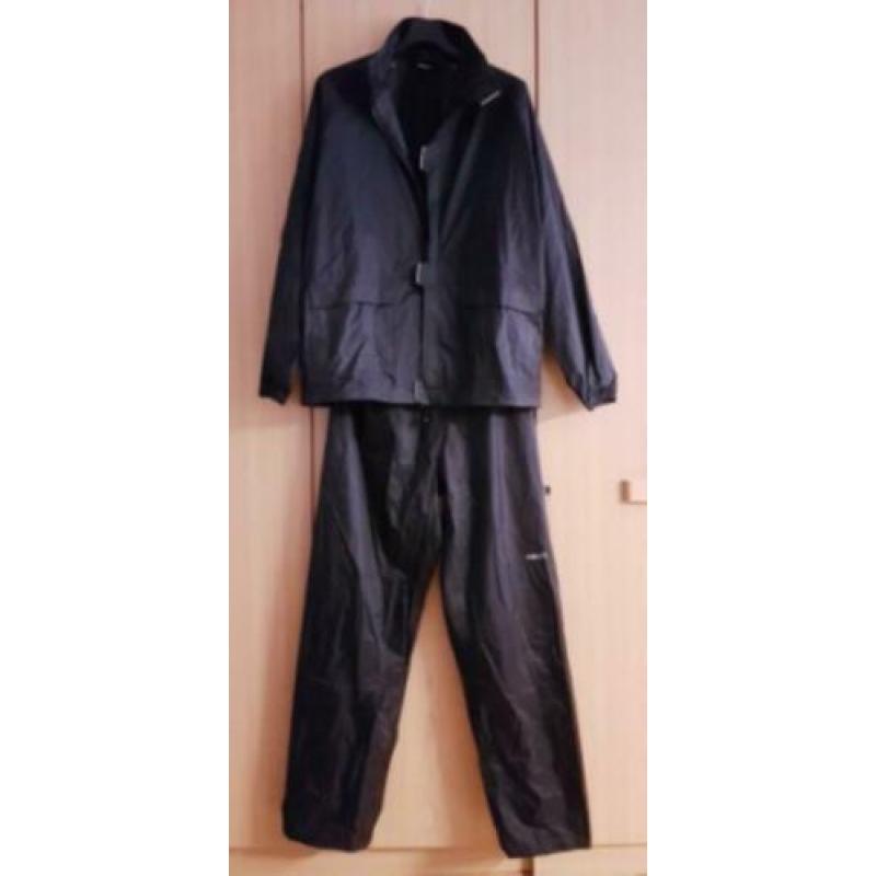 Regenpak AGU mt. M zwart polyamide (geen capuchon)