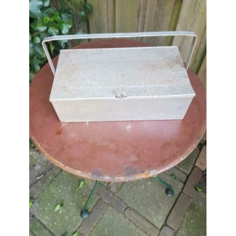 6xgereedschap kisten industrieel brocante