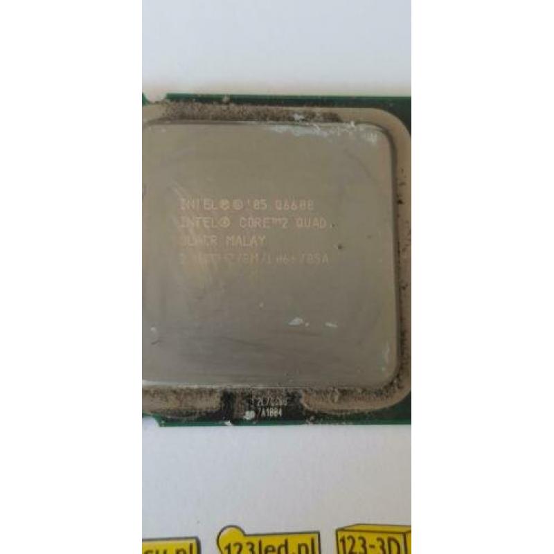 Intel Q6600 socket 775 met cooler master