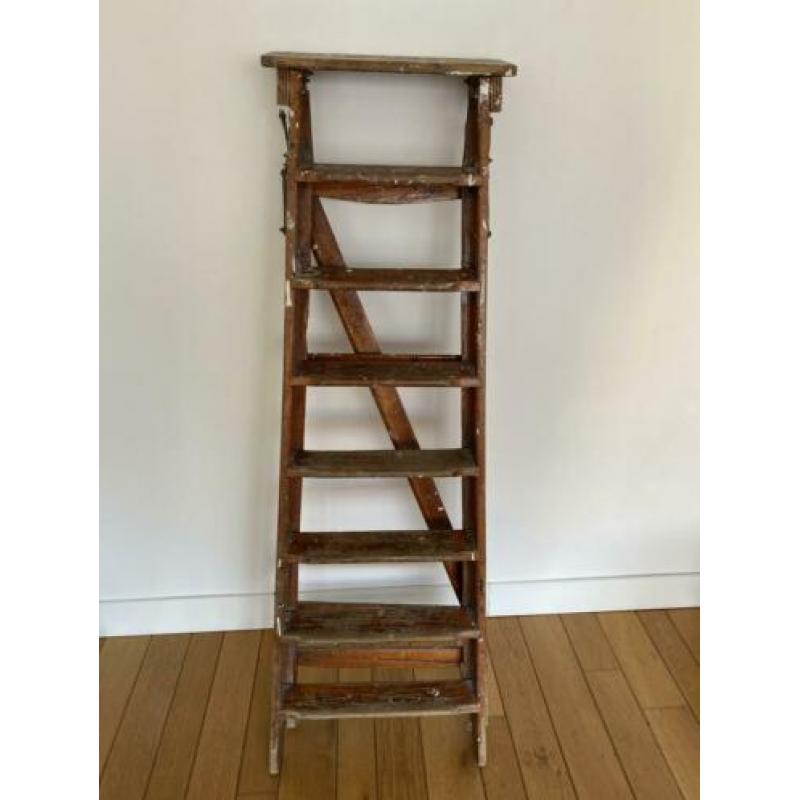 Te Koop oude schilders trap 7 treden