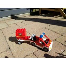 Duplo Brandweerkazerne + twee auto's