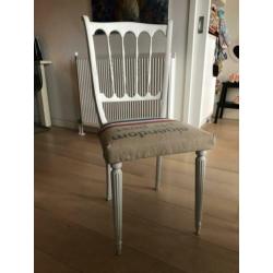 Brocante stoel PTT post met hocker deco