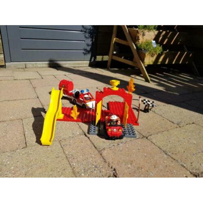 Duplo Brandweerkazerne + twee auto's