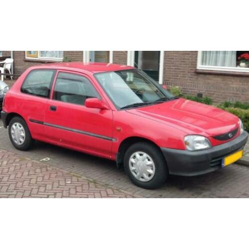 Daihatsu Charade 1.3 I 16V 1999 Rood