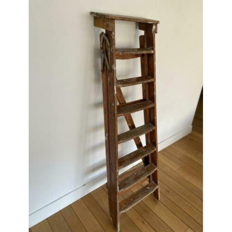 Te Koop oude schilders trap 7 treden