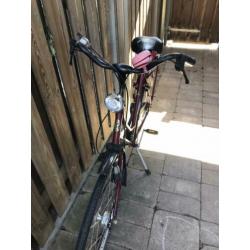 Opknapper! Dames fiets van gazelle, model free