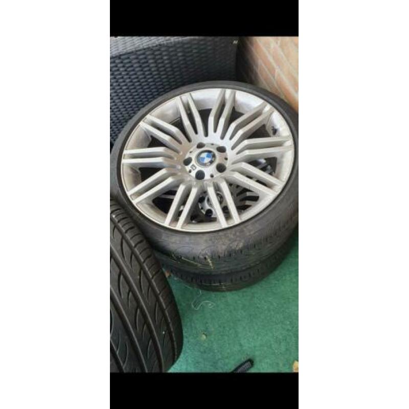 Banden plus velgen 19inch PIRELLI P-zero BMW