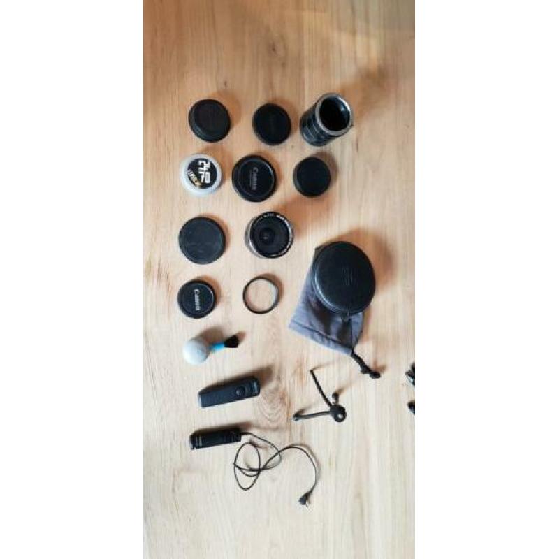 Restje fotografie spullen ( blinddoppen,uv filter, pouch) ca