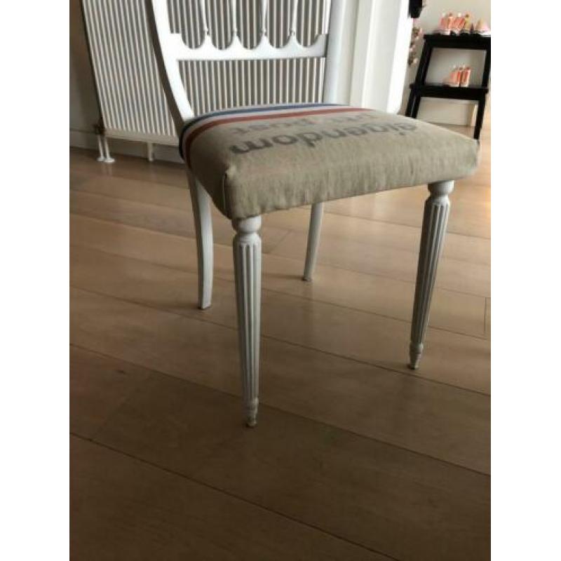Brocante stoel PTT post met hocker deco