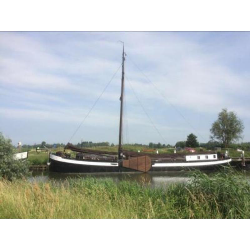 Friese Maatkast, varend monument, woonschip, woonboot