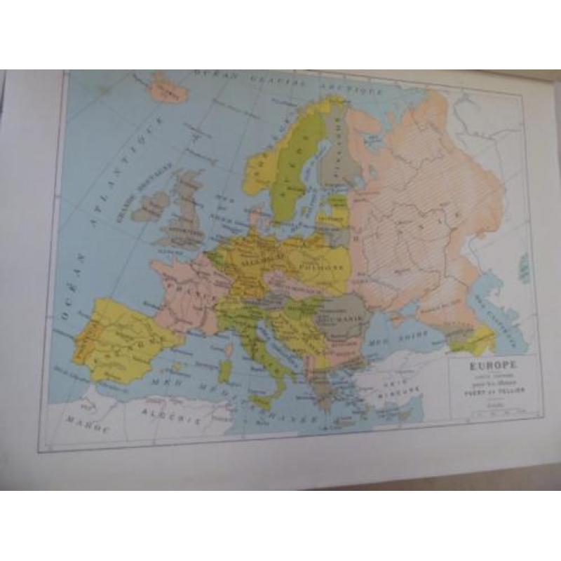plm 1940: Antiek postzegelambum van alle landen ter wereld