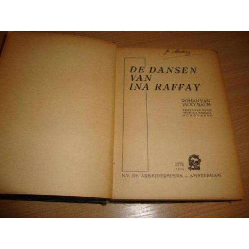 Vicky Baum - De dansen van Ina Raffay (1936).