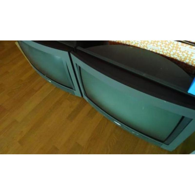 2 PHILIPS analoge TV's