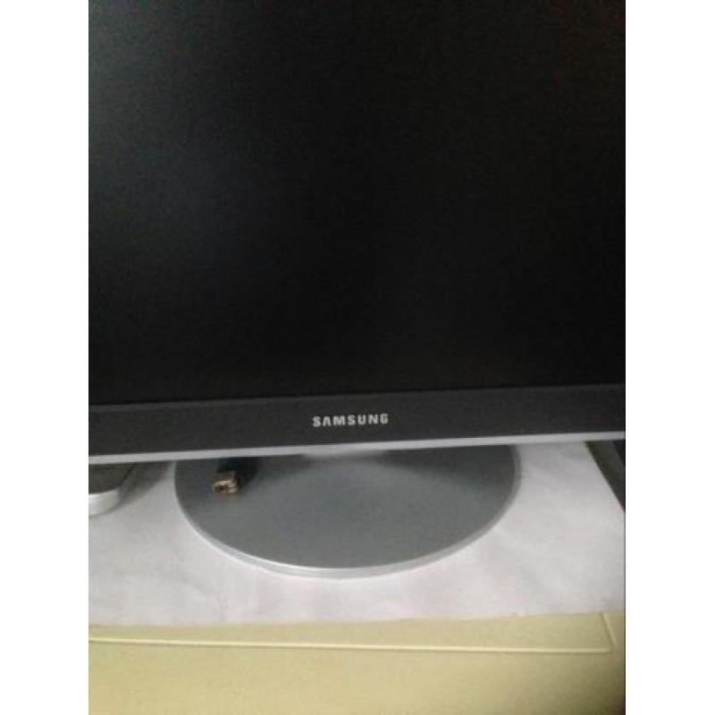 Lcd tv