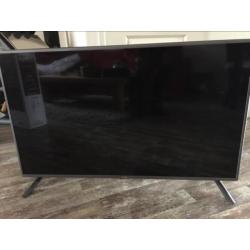 LG Led tv met klein defect 47inch