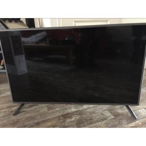 LG Led tv met klein defect 47inch