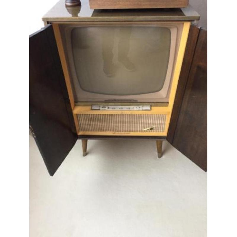 Vintage TV