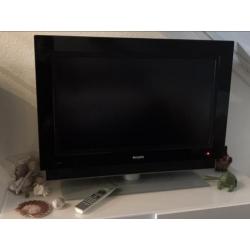 Mooie 32 inch Philips Cineos TV