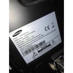 Nette Samsung TV 82 cm
