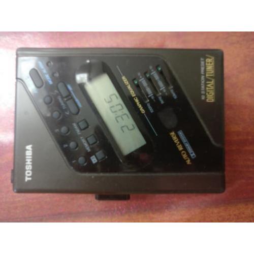 Toshiba KT-4568 walkman cassette.