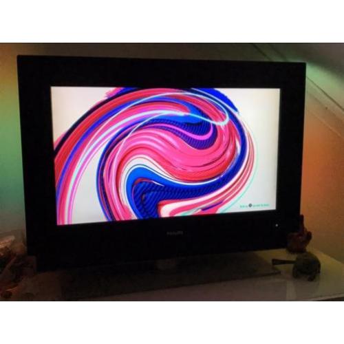 Mooie 32 inch Philips Cineos TV