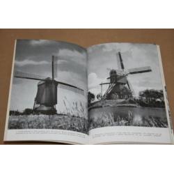 Fraai boek over molens in Nederland !!
